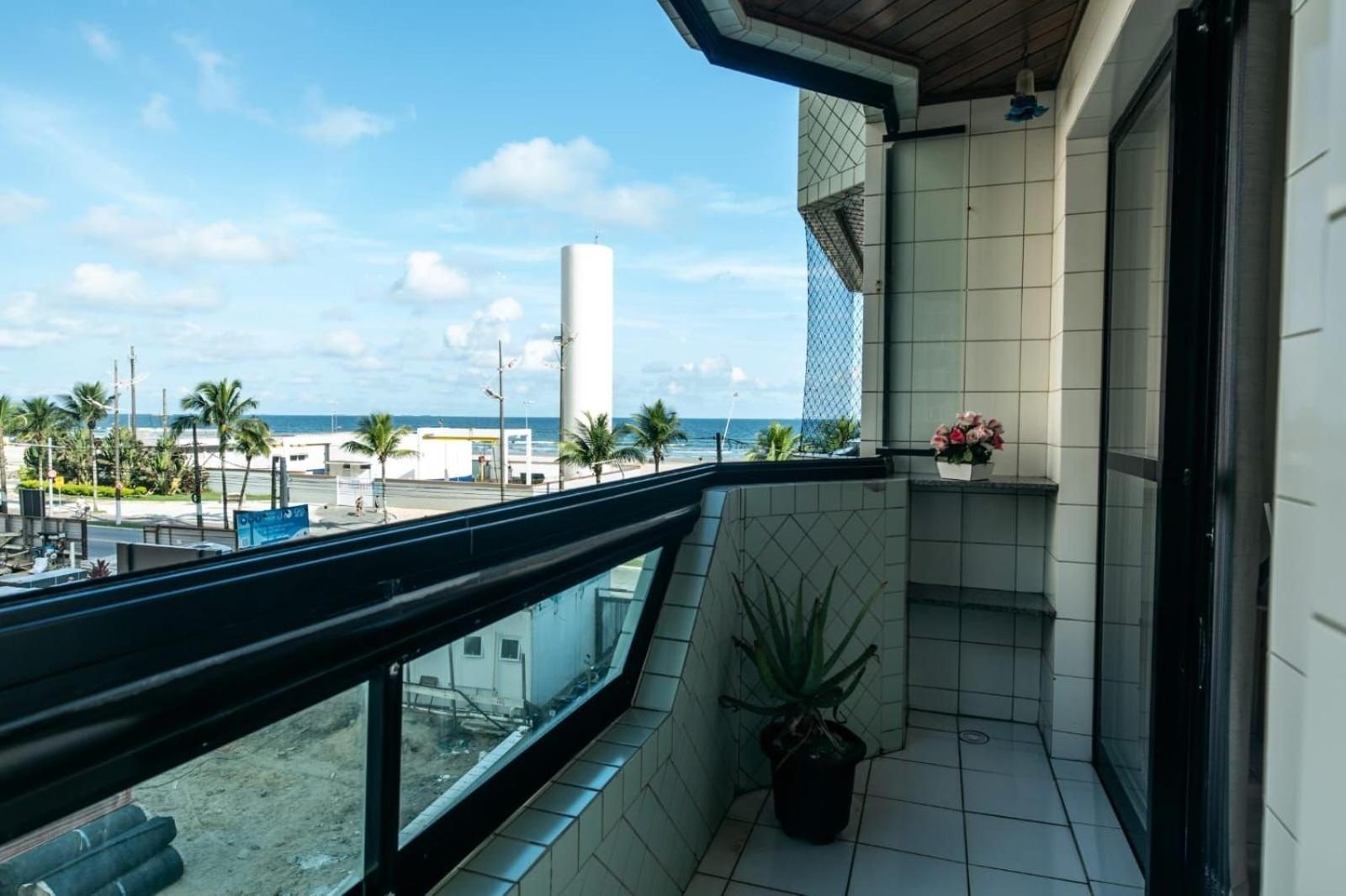 Frente Vista Mar Com Varanda Wi Fi 300Mbps E 10M Da Praia Da Tupi - Estacionamento Gratuito プライア・グランデ エクステリア 写真
